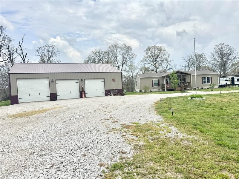 26493 County Rd 225 Rd, Flemington, MO 65650