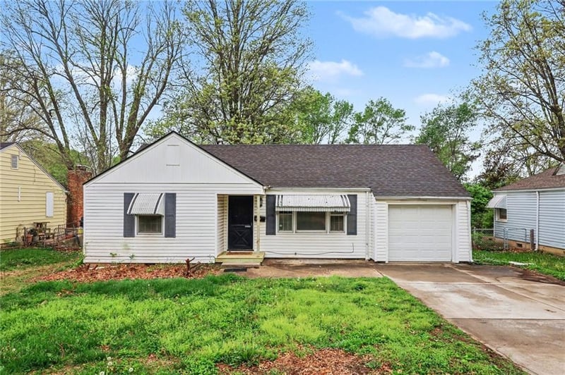 7723 Sni A Bar Rd, Kansas City, MO 64129