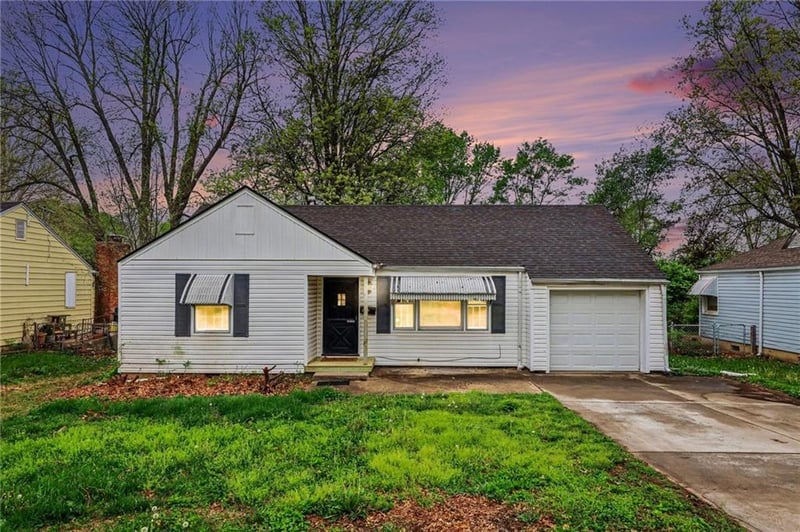 7723 Sni A Bar Rd, Kansas City, MO 64129