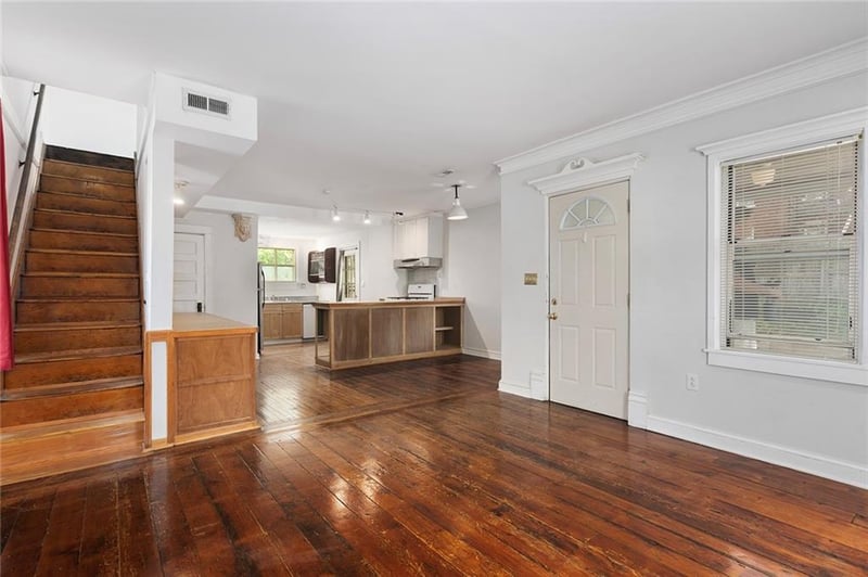 810 16th St, Kansas City, MO 64108