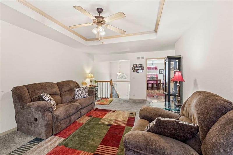 1308 Ashley Dr, Grain Valley, MO 64029