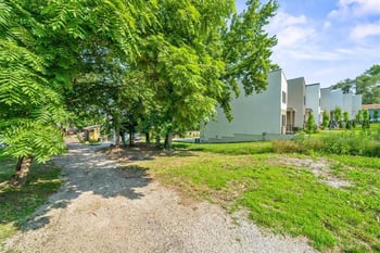 1817 Mercier St, Kansas City, MO 64108