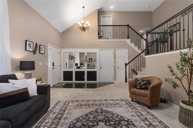 1550 Dover Ct, Liberty, MO 64068