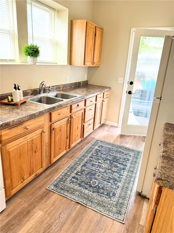1806 22nd St, St Joseph, MO 64505