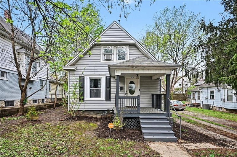 4136 Holly St, Kansas City, MO 64111