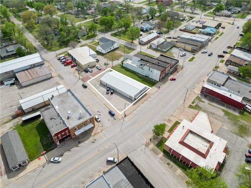 203 Main St, Cherryvale, KS 67335