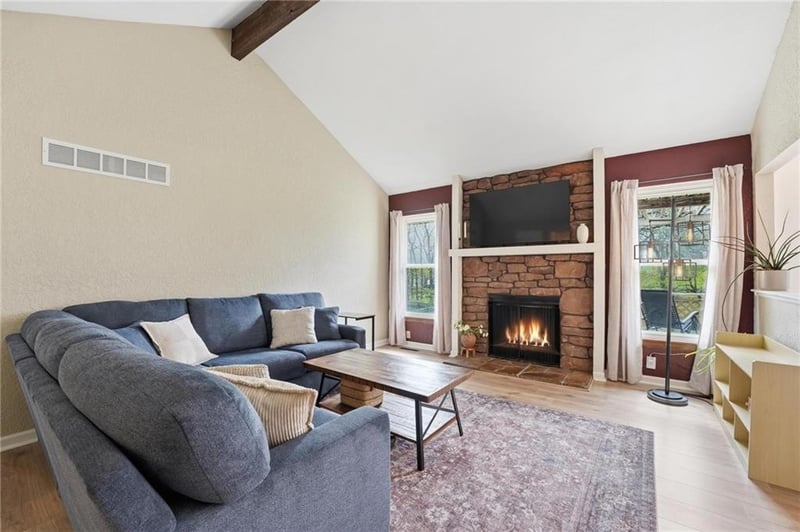 10109 Mcgee Ct, Kansas City, MO 64155