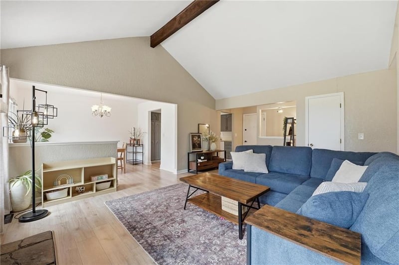 10109 Mcgee Ct, Kansas City, MO 64155