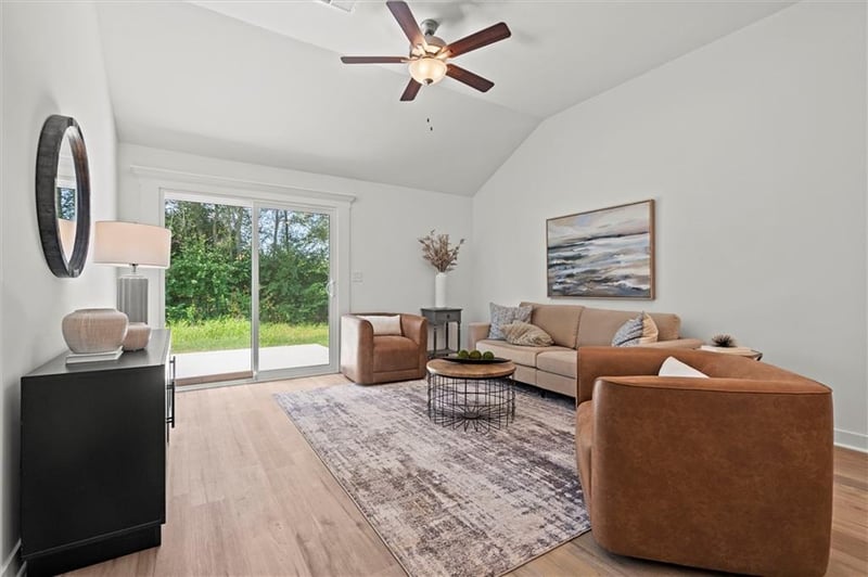 3824 93rd St, Kansas City, MO 64154