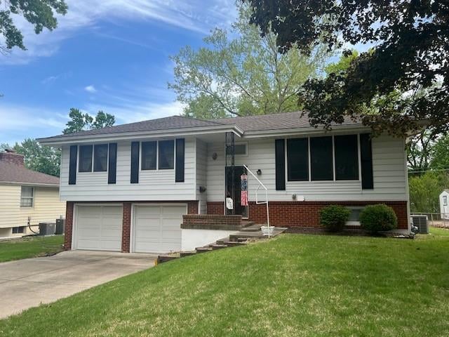 10711 92nd St, Overland Park, KS 66214