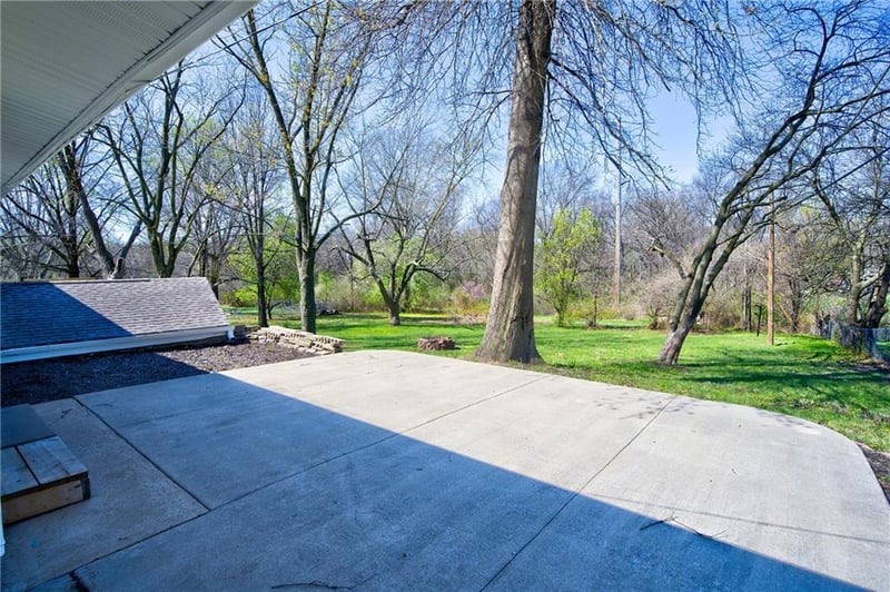 5916 Michigan Ave, Kansas City, MO 64118