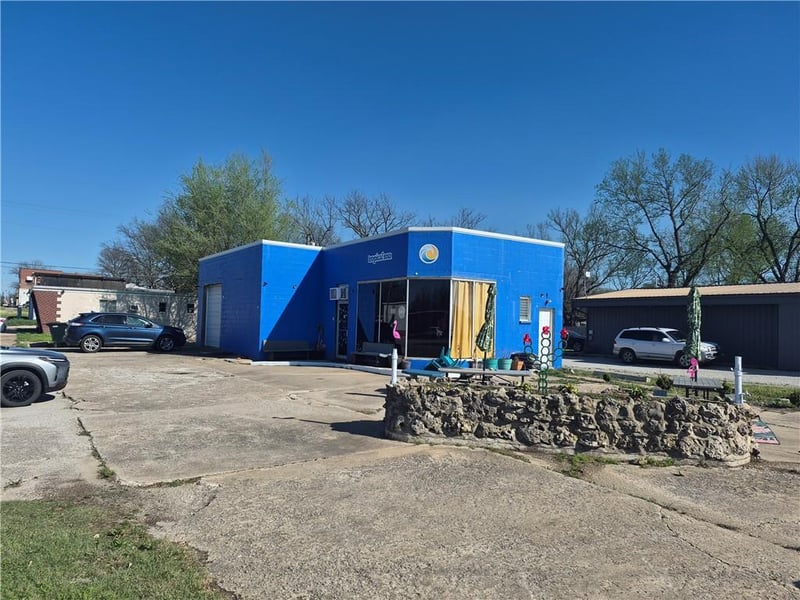 304 Madison N/A, Fredonia, KS 66736