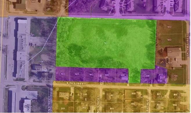 301 7th St, Oak Grove, MO 64075