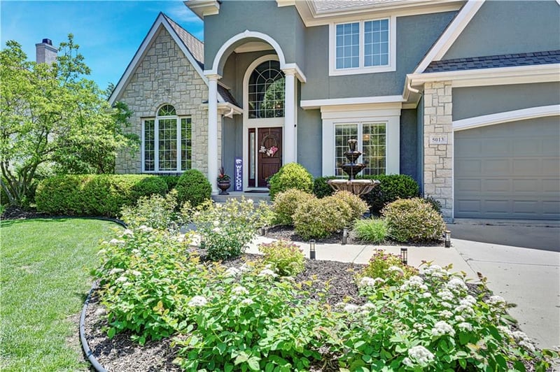 5013 150th St, Leawood, KS 66224