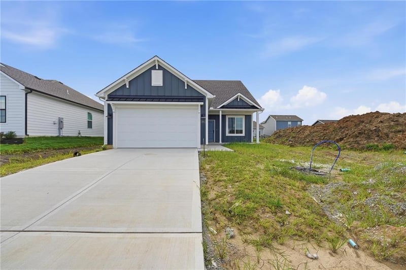 3001 96th Ter, Kansas City, MO 64154
