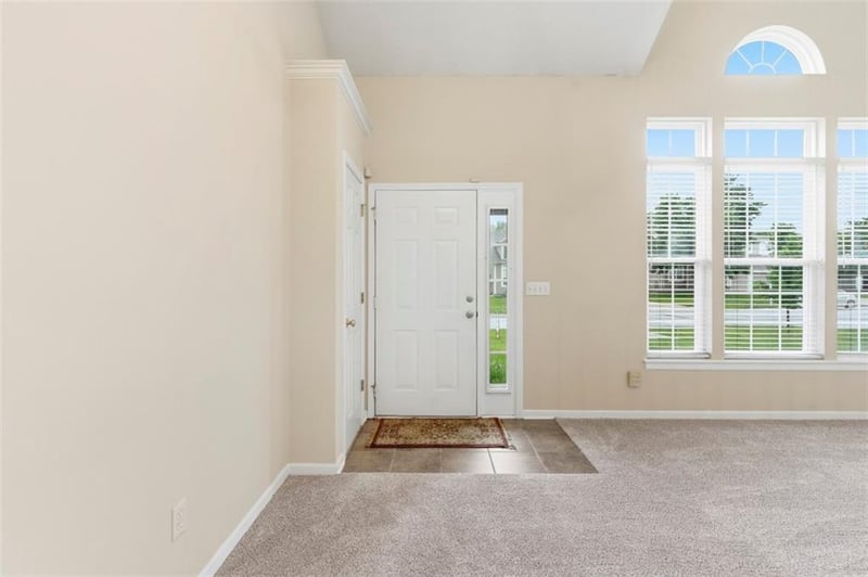 12057 Troost St, Olathe, KS 66061