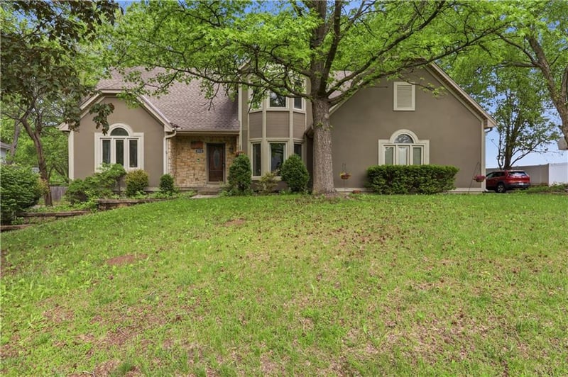3312 Meyer Blvd, Blue Springs, MO 64015