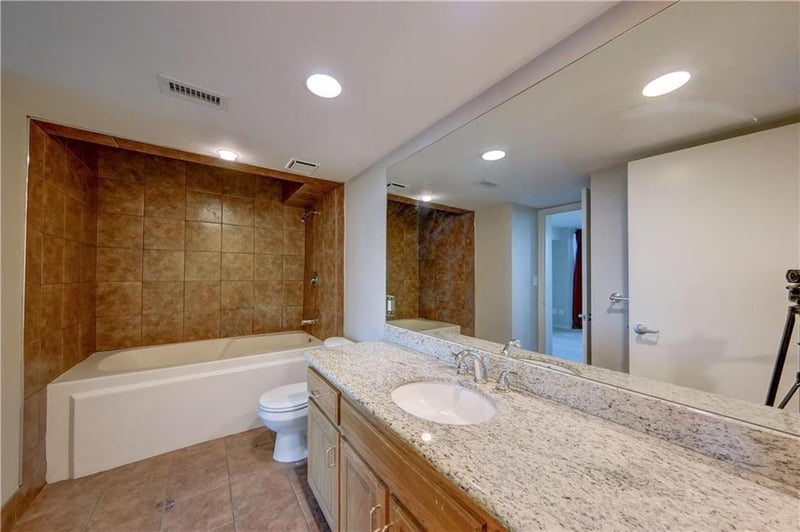 600 Admiral Blvd #507, Kansas City, MO 64106