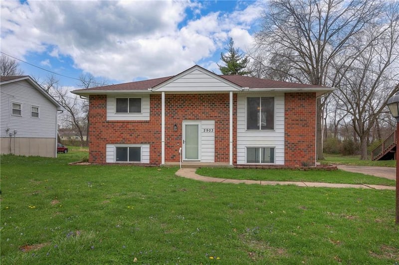 2903 56th Ter, Kansas City, MO 64119