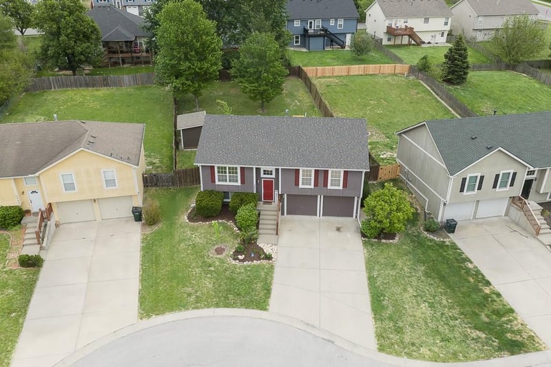 4411 Garland St, Leavenworth, KS 66048