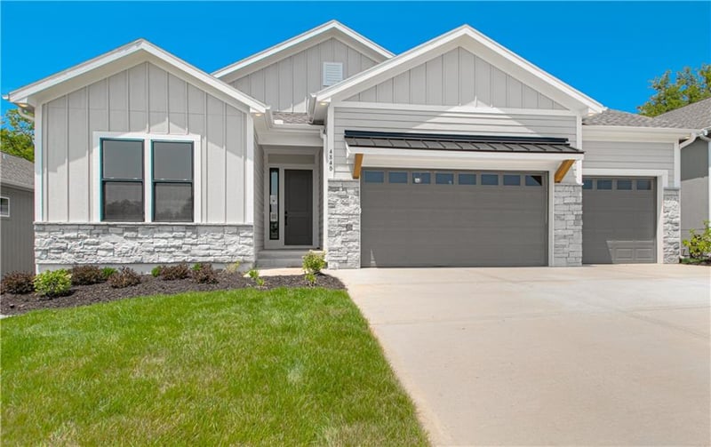 4840 Huonker Ct, Riverside, MO 64150