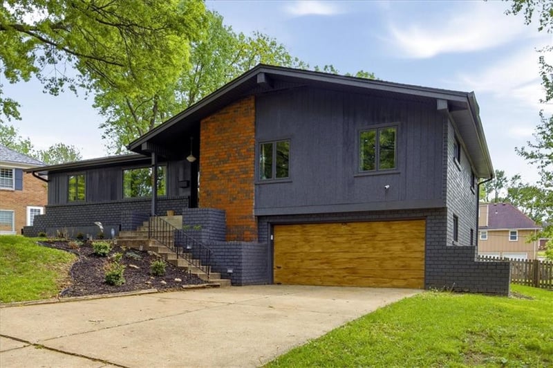 4407 E 108th St, Kansas City, MO 64137