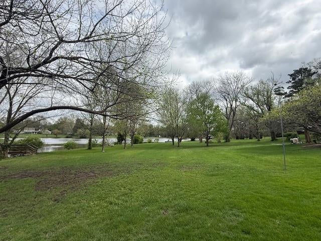 3600 89th St, Leawood, KS 66206