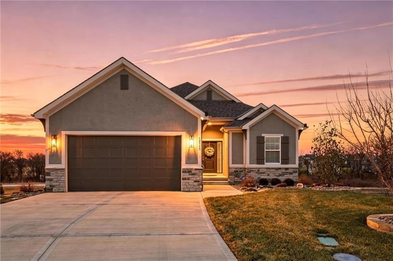 10745 Bell St, Kansas City, MO 64155