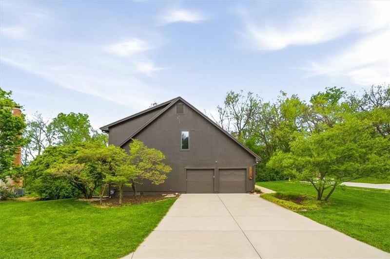 13105 69th St, Shawnee, KS 66216