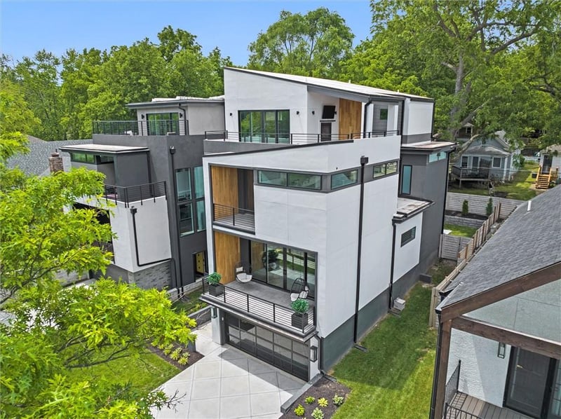 4540 Mercier St, Kansas City, MO 64111