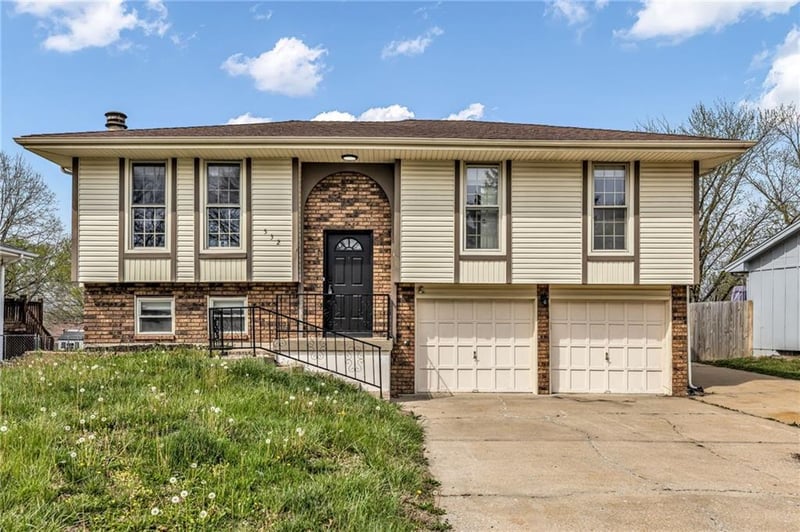 532 98th Pl, Kansas City, MO 64155