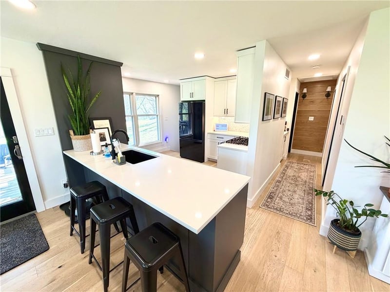 1505 70th Ter, Kansas City, MO 64118