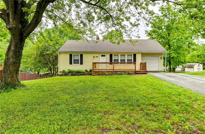 5020 Brooklyn Ave, Kansas City, MO 64118