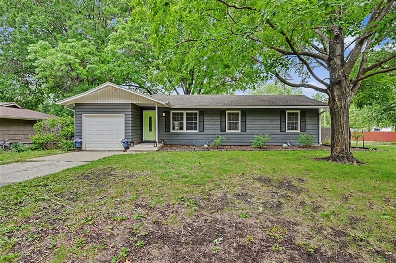 2220 Learnard Ave, Lawrence, KS 66046