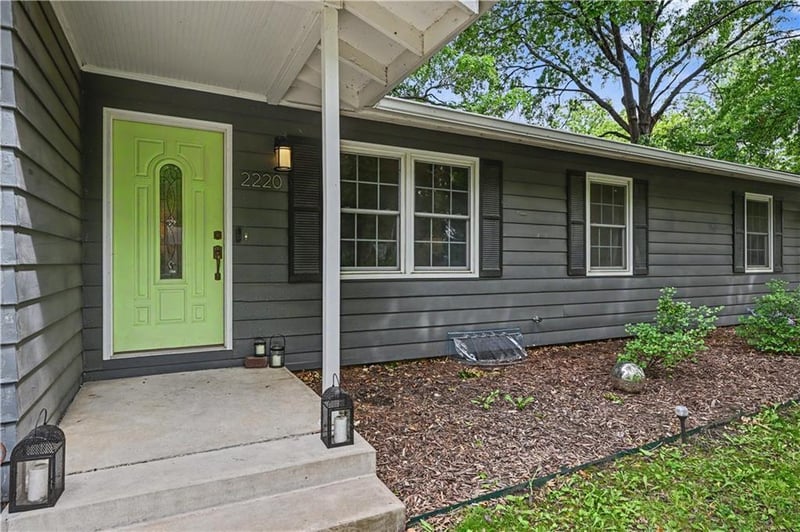 2220 Learnard Ave, Lawrence, KS 66046