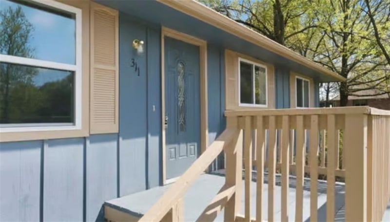 311 E Hatten St, Drexel, MO 64742
