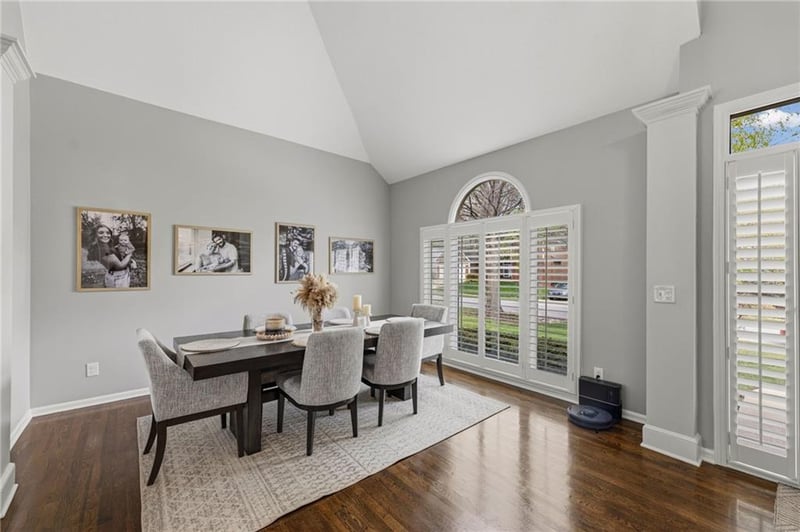 12316 Rosewood St, Overland Park, KS 66209