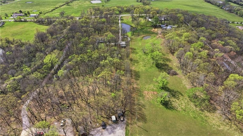 223 Highway Tt N/A, Oak Grove, MO 64075