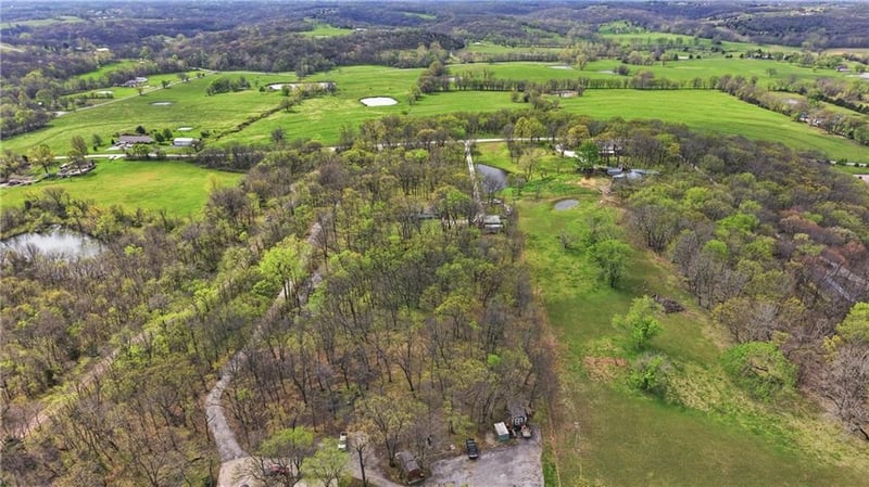 223 Highway Tt N/A, Oak Grove, MO 64075