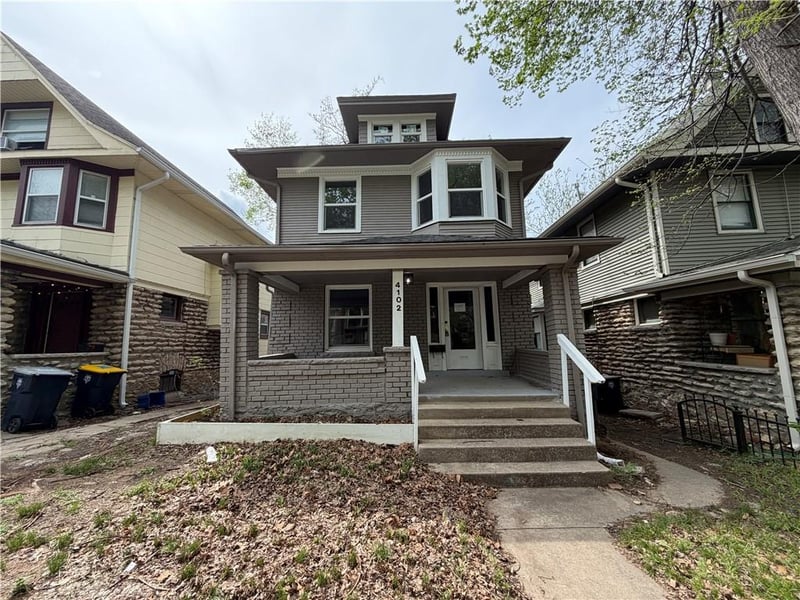 4102 Charlotte St, Kansas City, MO 64110