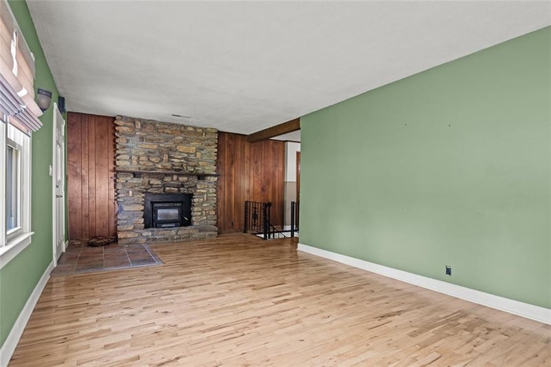 6629 Berry Rd, Kansas City, KS 66106