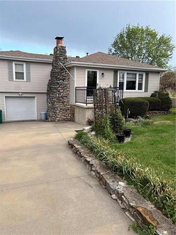 6629 Berry Rd, Kansas City, KS 66106