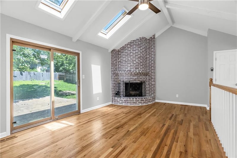 14842 90th Ter, Lenexa, KS 66215