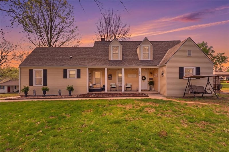 3800 Prather Rd, Kansas City, MO 64116