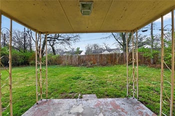 7413 E 56th Ter, Kansas City, MO 64129