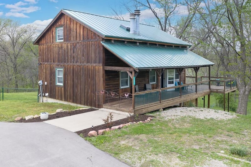 2906 109th St, Kansas City, KS 66109