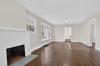 4121 E 56th St, Kansas City, MO 64130