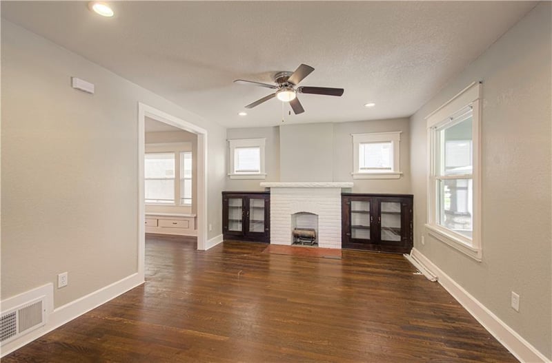 3411 Agnes Ave, Kansas City, MO 64128