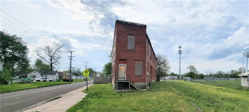 512 Monroe St, Iola, KS 66749