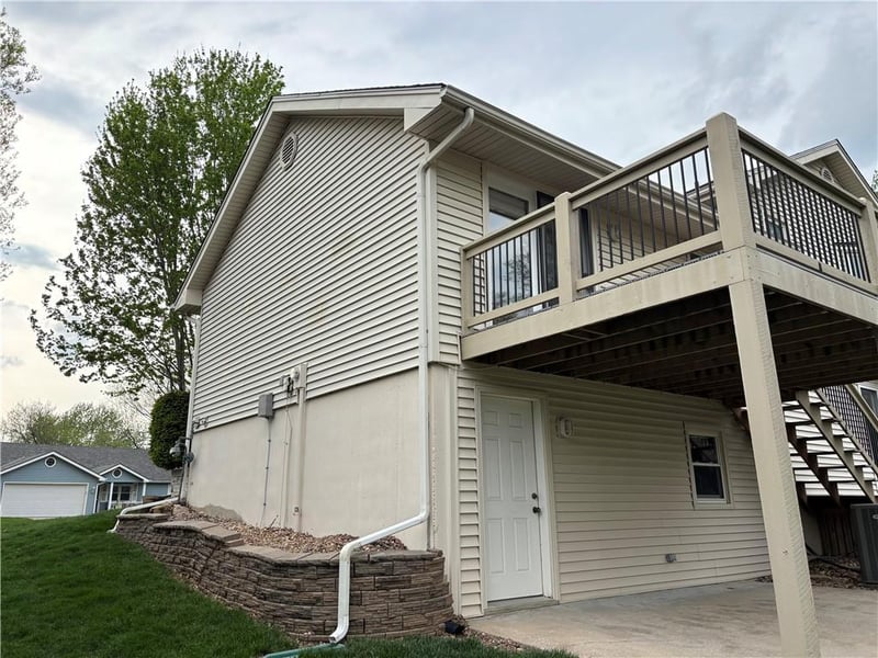 6721 St Clair Ct, Kansas City, MO 64151